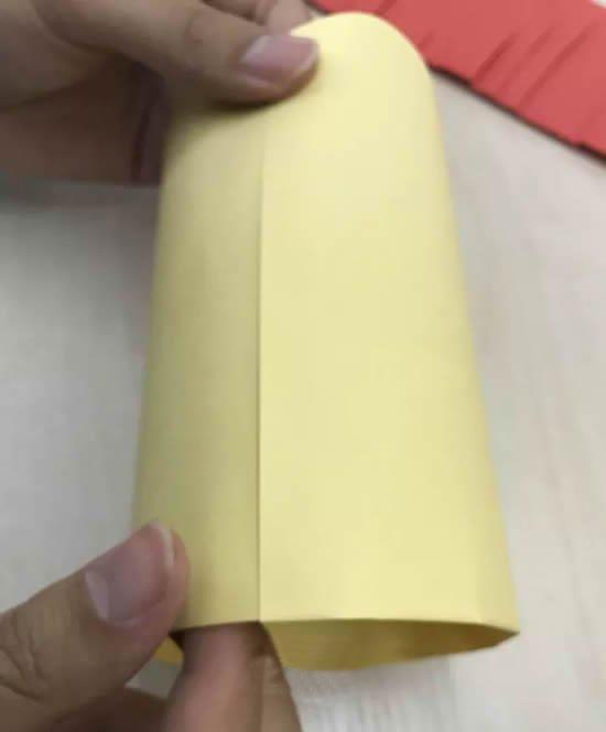 纸灯笼制作方法步骤？（用纸做纸灯笼教程简单）(图5)