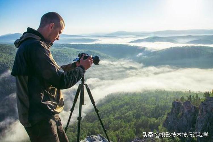 三脚架的正确使用方法（学习三脚架的使用技巧）(图2)