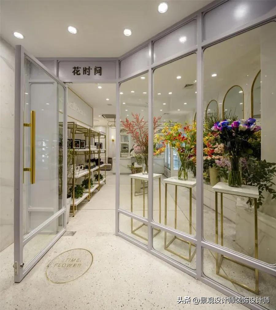 花店装修图：精致高雅的花店设计案例（布局灯光与陈设搭配）(图17)