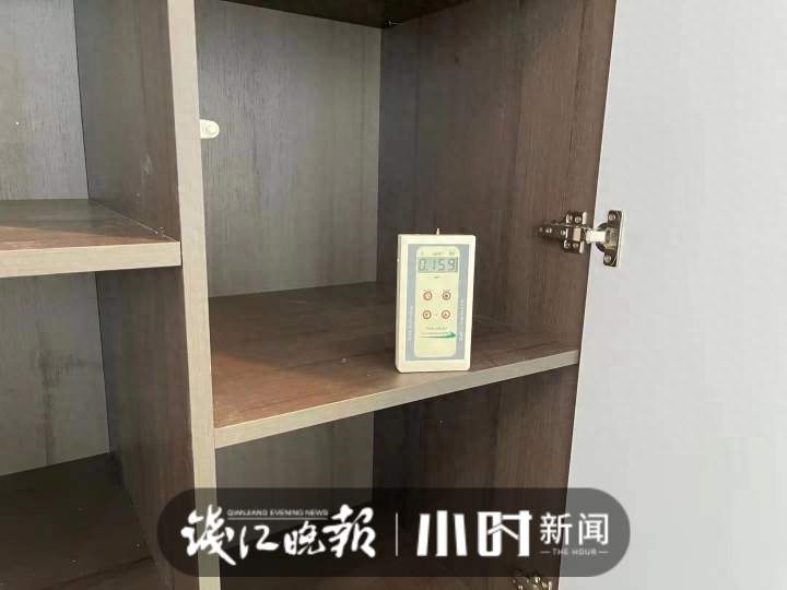 实木家具地板有甲醛吗（实木木床气味很大是甲醛吗）(图11)